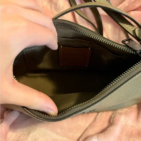 Coach Teri Shoulder Bag - Picture 4 of 6